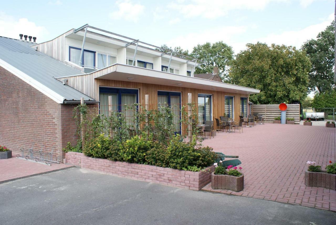 Groepsaccommodatie Vollenhove Buitenkant foto